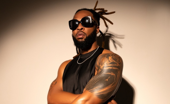 Nigerian superstar Flavour signs joint deal with Warner Music Africa and Africori